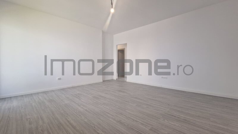 Metrou Pacii, 2 camere cu gradina de 150 mp,  comision 0%.