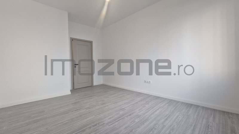 Metrou Pacii, 2 camere cu gradina de 150 mp,  comision 0%.