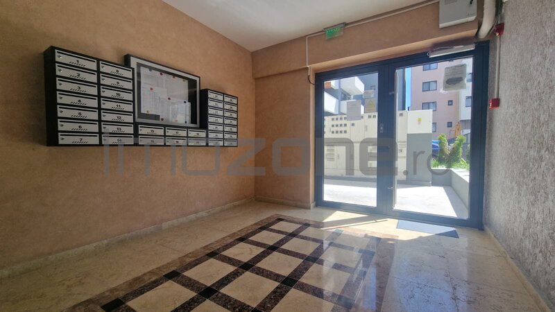 Metrou Pacii, 2 camere cu gradina de 150 mp,  comision 0%.